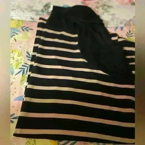 24/ 7 Dresses & Skirts - Ladies 24/7 Sleeveless Tee dress black& beige sz XL sporty,  dressy